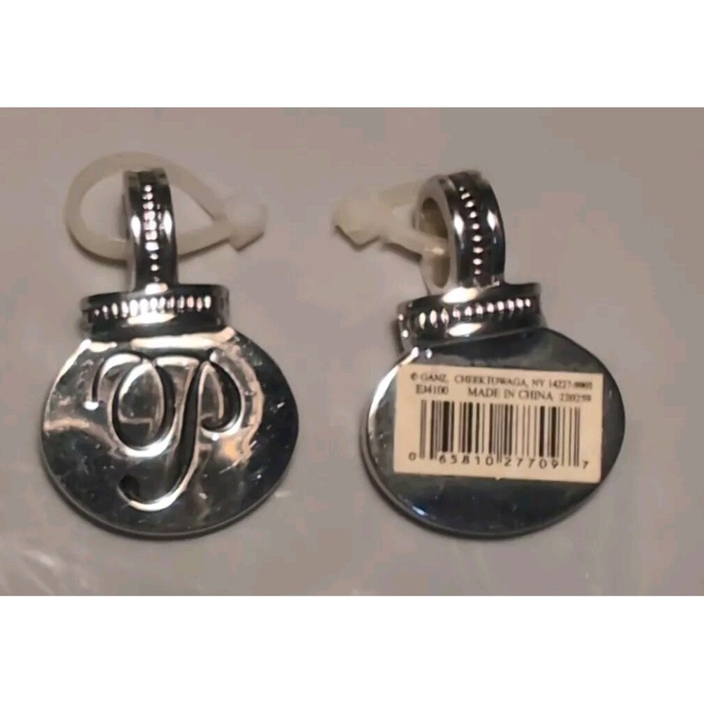 NEW GANZ LETTER (P) INITIAL SLIDE, FOR  F/M NECKLACE / SILVER TONE, OVAL SHAPE!